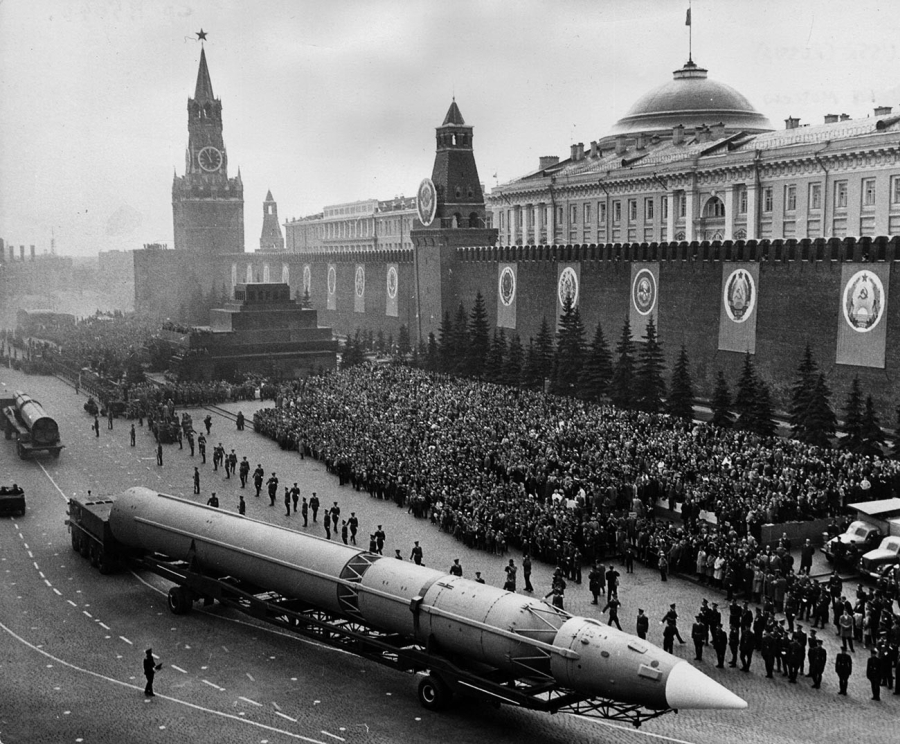 fake Soviet global nuclear missile (GR-1) on parade, May 9, 1965