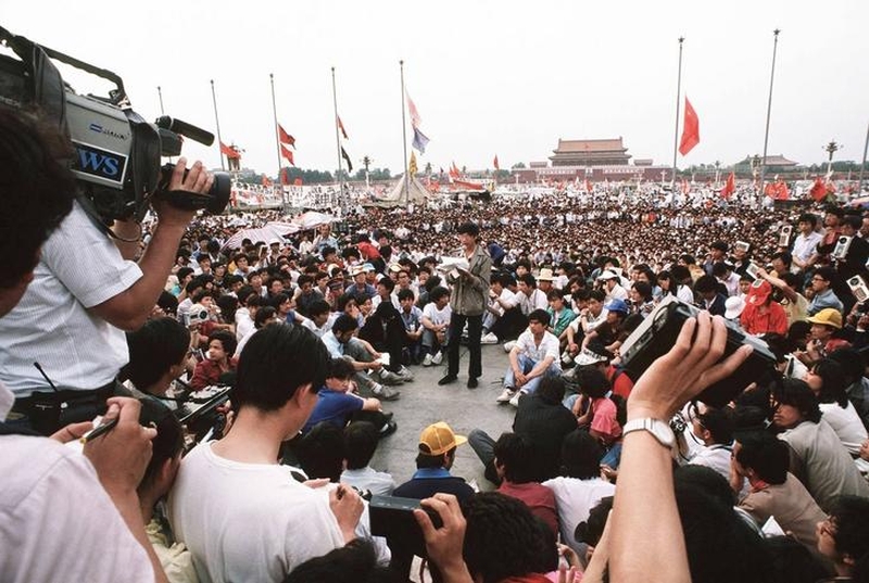 Tiananmen Square protests 198905 - press conference