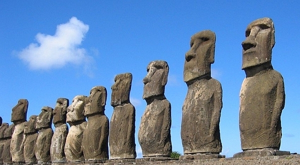 Easter heads - Rapa Nui moai