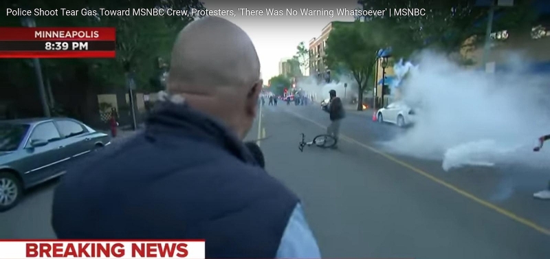 police used tear gas in Minneapolis on May 30, 2020
